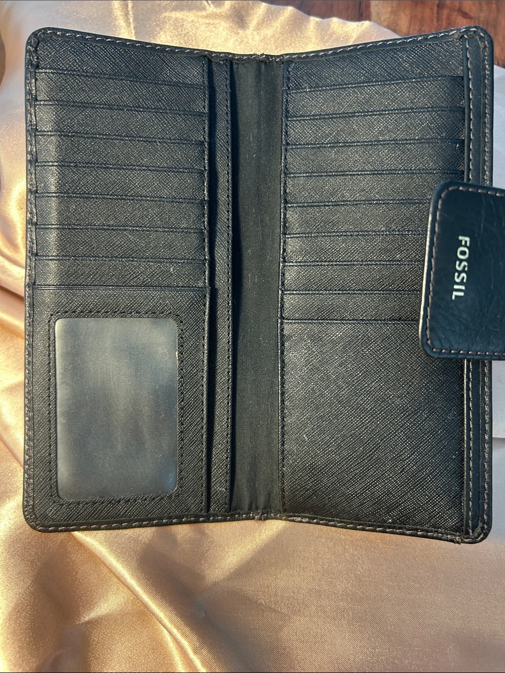 Fossil Black Leather Snap Wallet - Picture 3 of 6